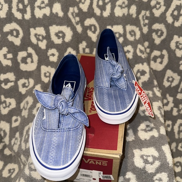 Vans Slip-On Chambray Blue Knot Tie Sneakers New 🆕 & Never Worn 😍 - Picture 17 of 17